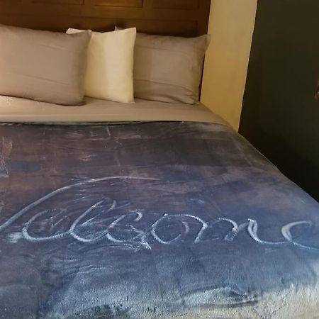 סטילווטר Hotel King Bed Hotel Room 120 Booking מראה חיצוני תמונה
